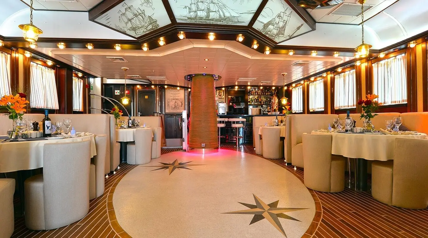 Interior salon of Gulet Running on Waves yacht