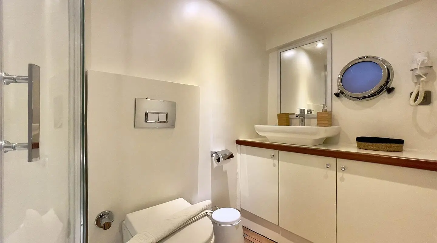 Interior of yacht Derya Deniz with a compact bathroom and vanity