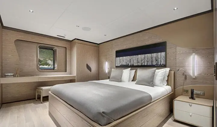 Master cabin with king bed, neutral tones, ensuite, skylight window