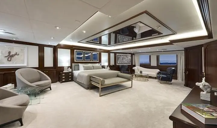 Chakra yacht master cabin with king bed, ensuite view, lounge area