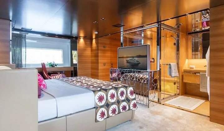 Master cabin with king bed and ensuite bathroom on Takara One yacht