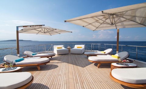 O'Natalina motor yacht with sun loungers on the aft deck