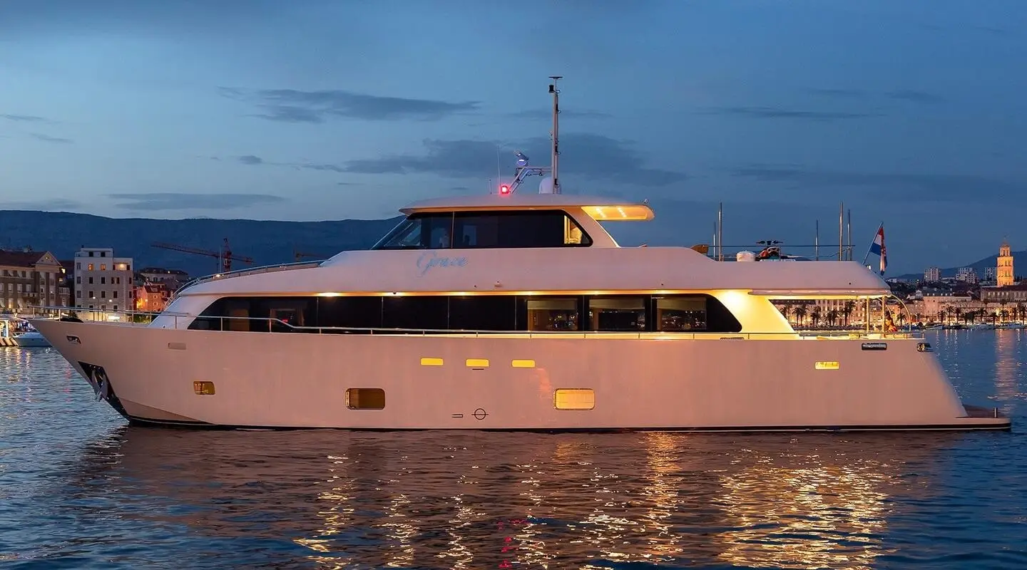 Luxury Yacht Grace Anchor