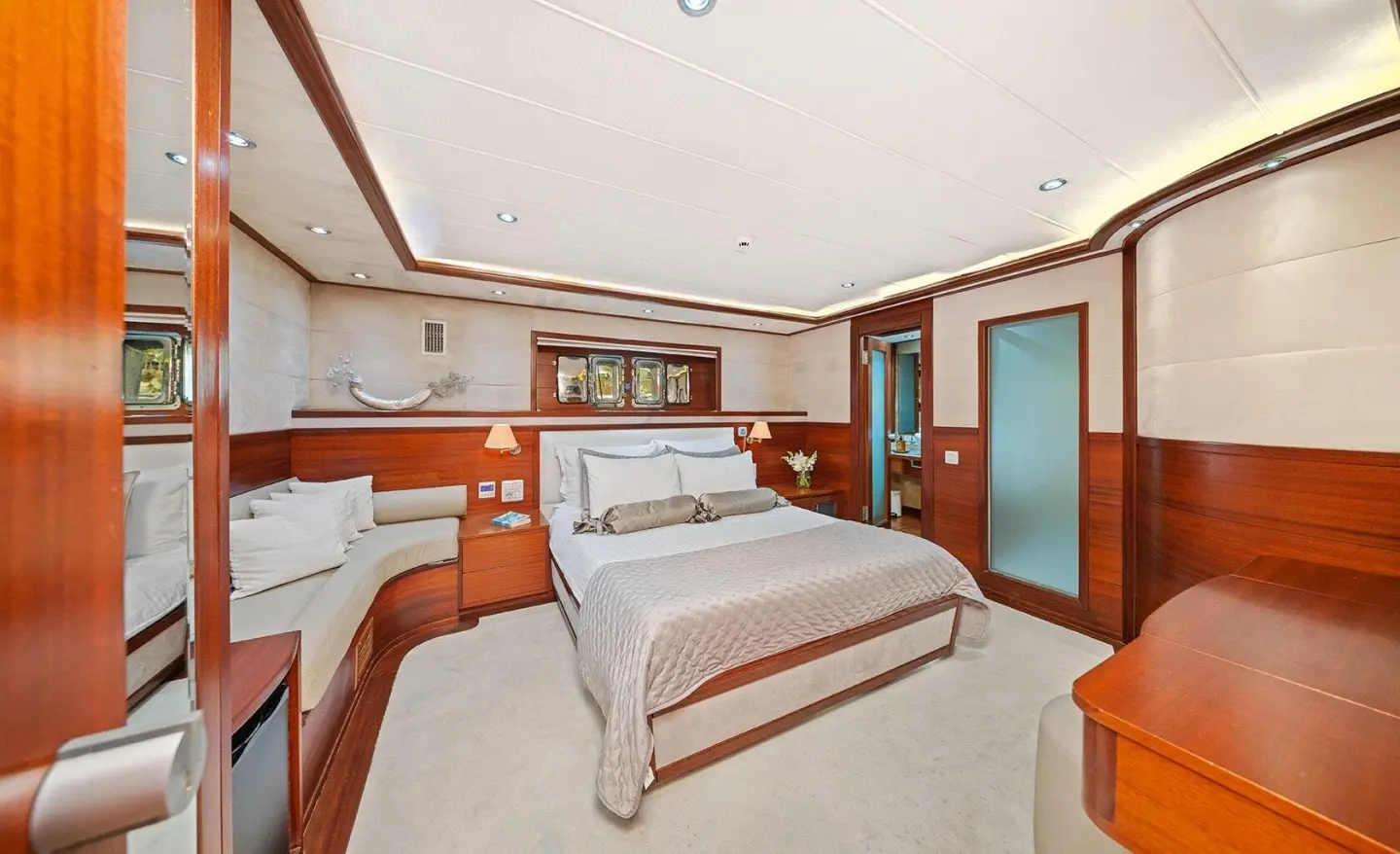 Luxury Gulet Bedroom Windows